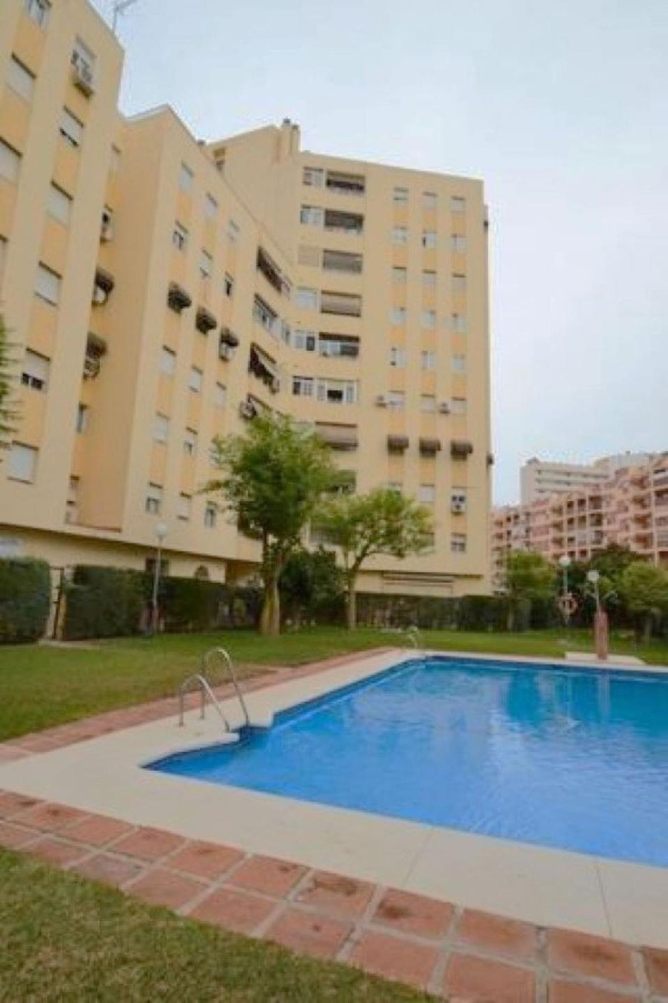 Apartment Middle Floor in Torremolinos