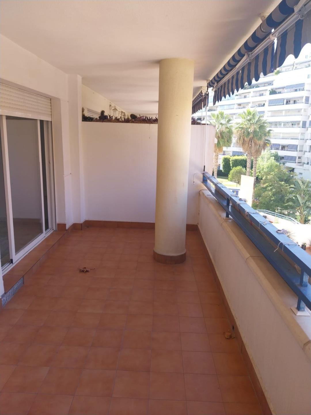 Apartment Middle Floor in Marbella