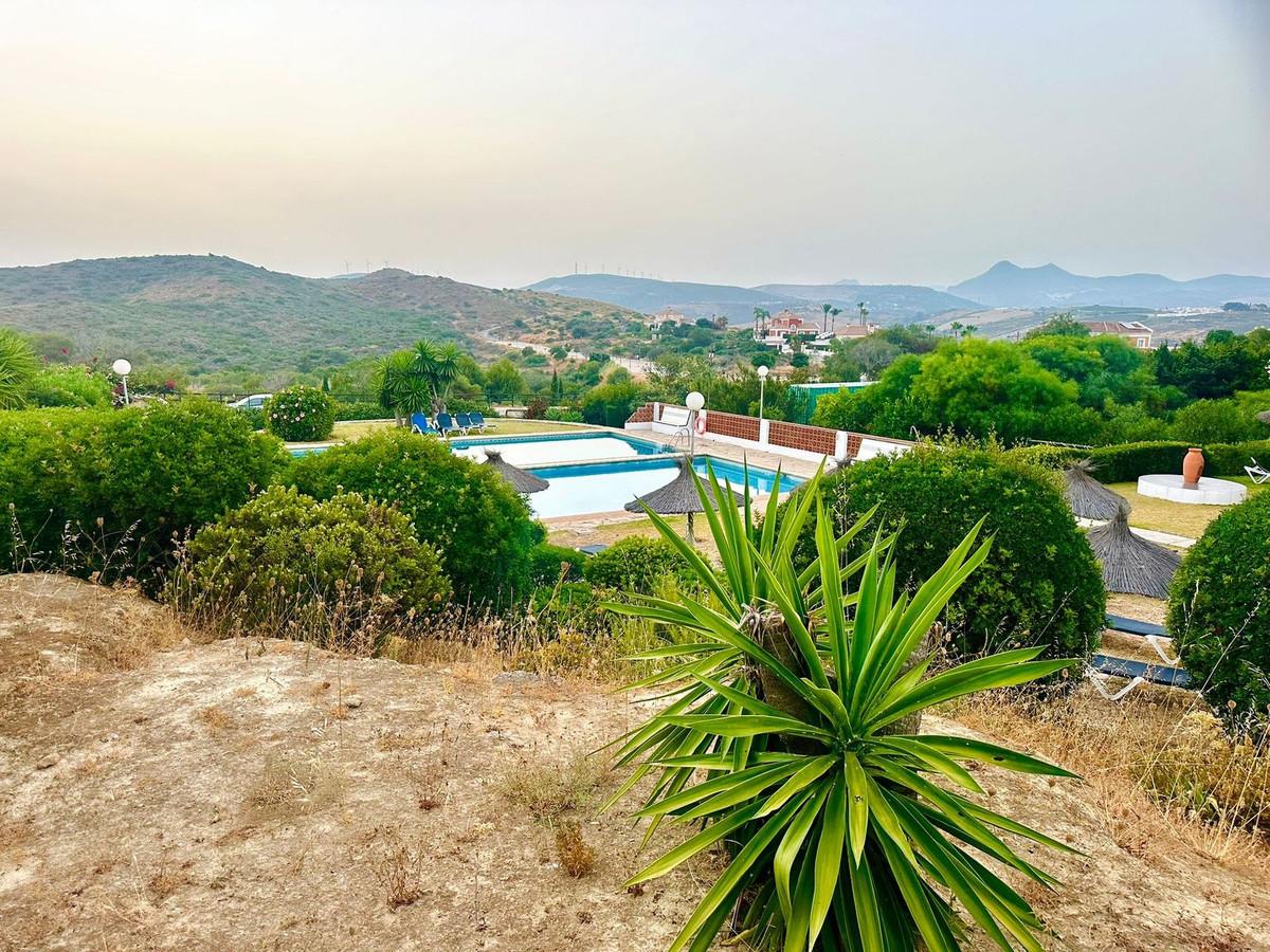 Plot Residential in Estepona