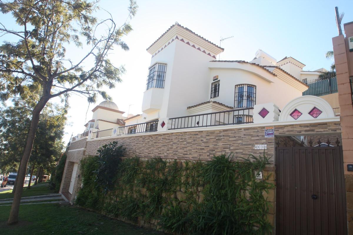 Villa Detached in Benalmadena