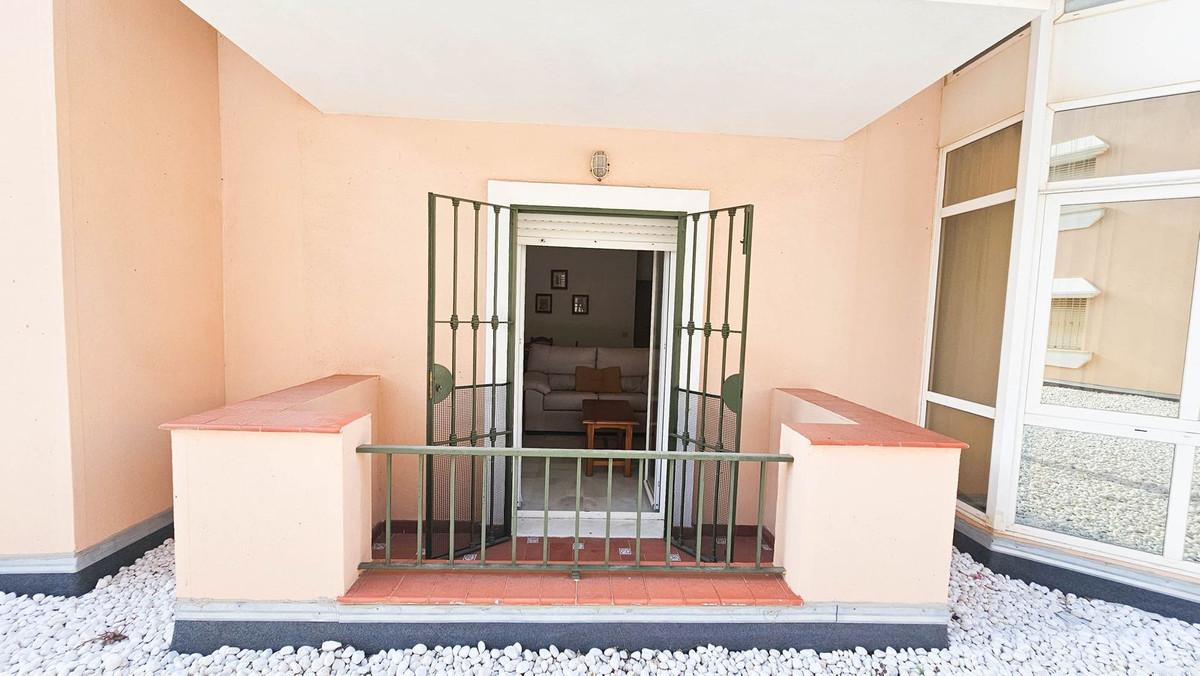 Apartment Middle Floor in San Luis de Sabinillas