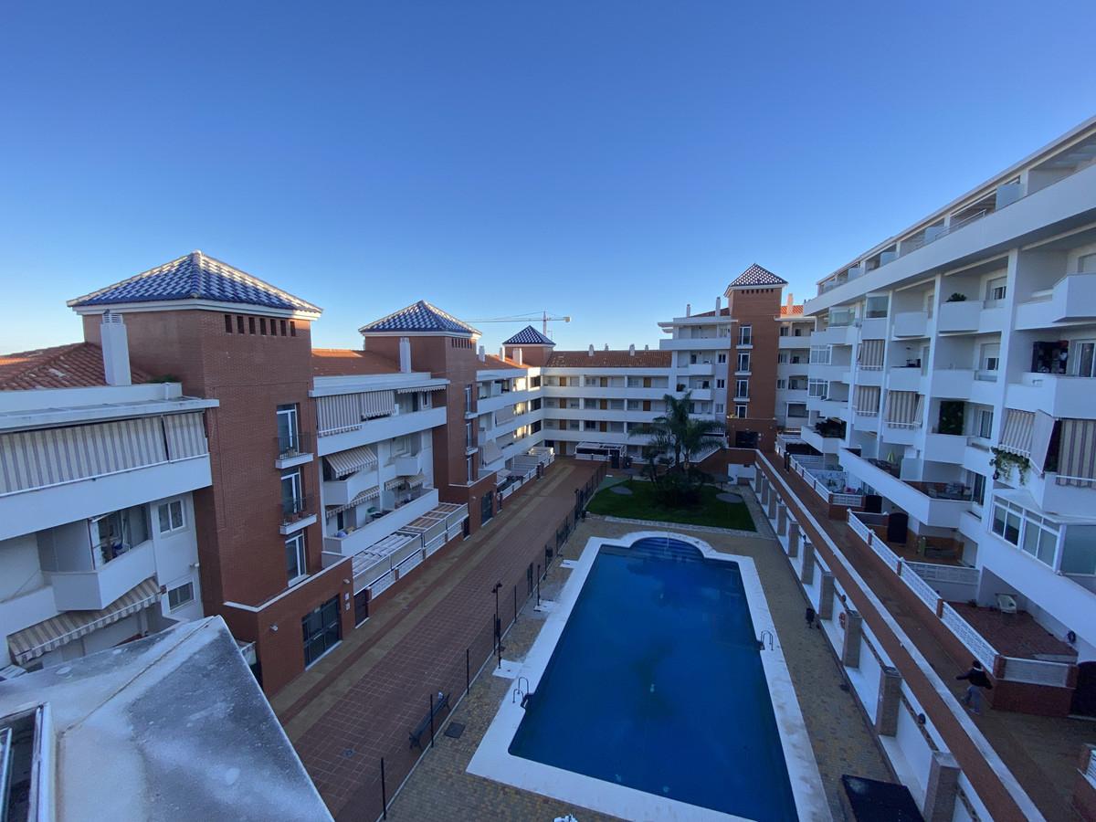 Apartment Middle Floor in Estepona