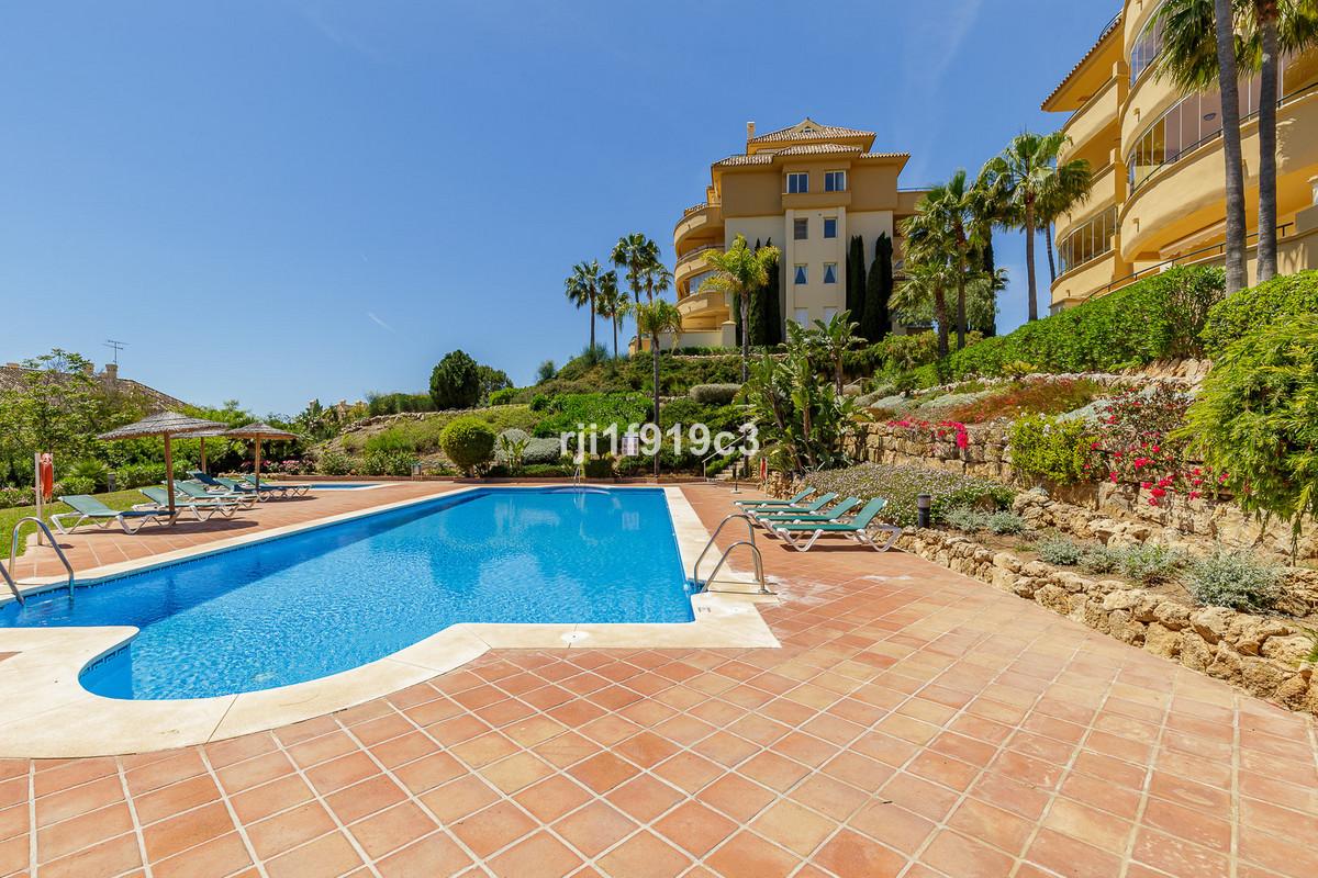 Apartment Middle Floor in Elviria