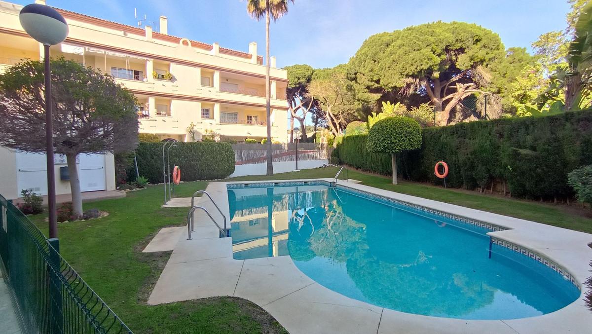 Apartment Ground Floor in Elviria