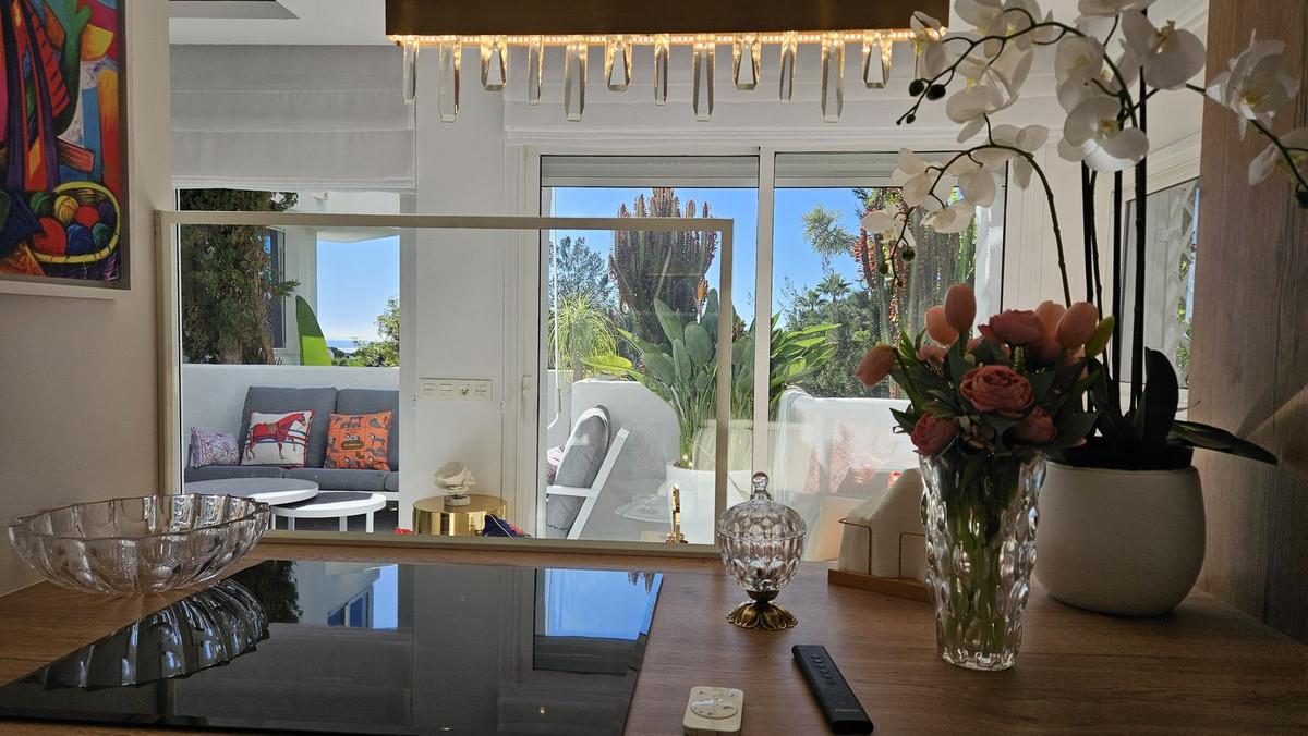 Apartment Middle Floor in Reserva de Marbella