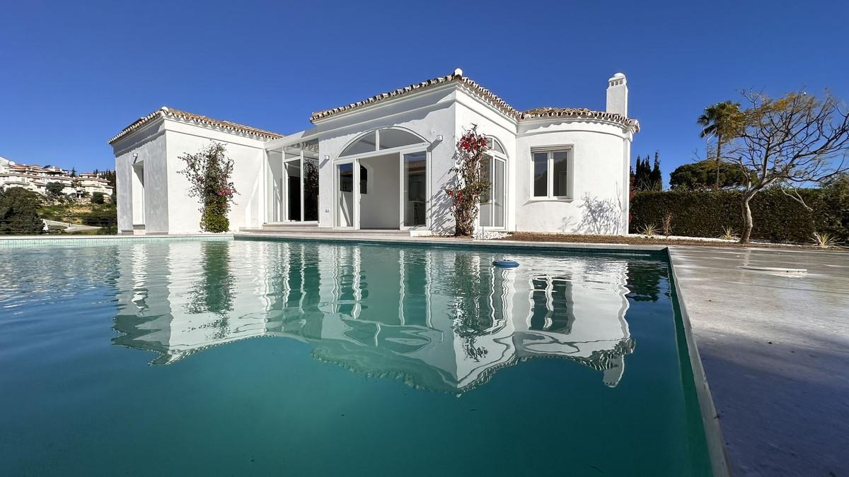 Villa Detached in La Duquesa