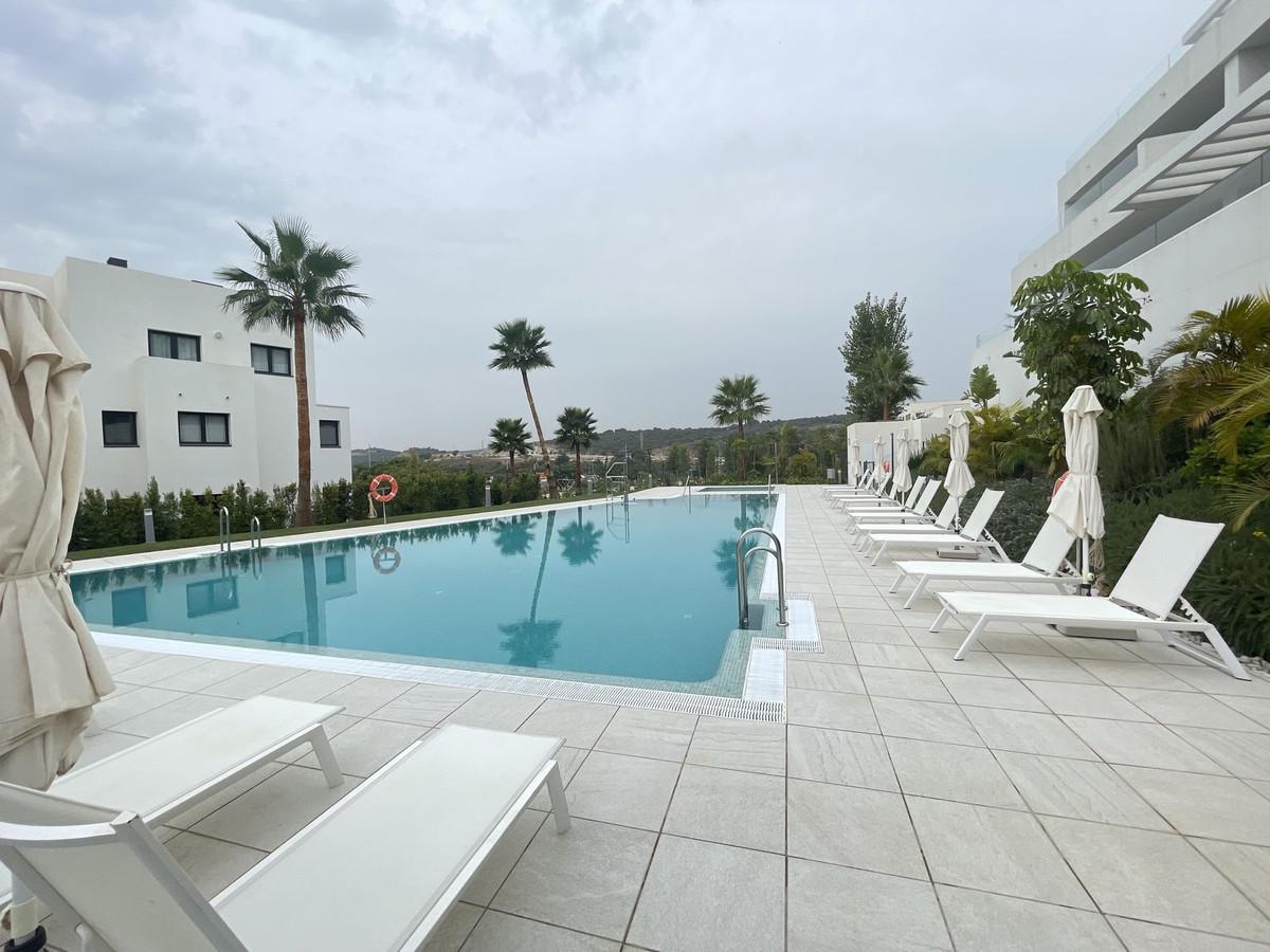 Apartment Middle Floor in Estepona