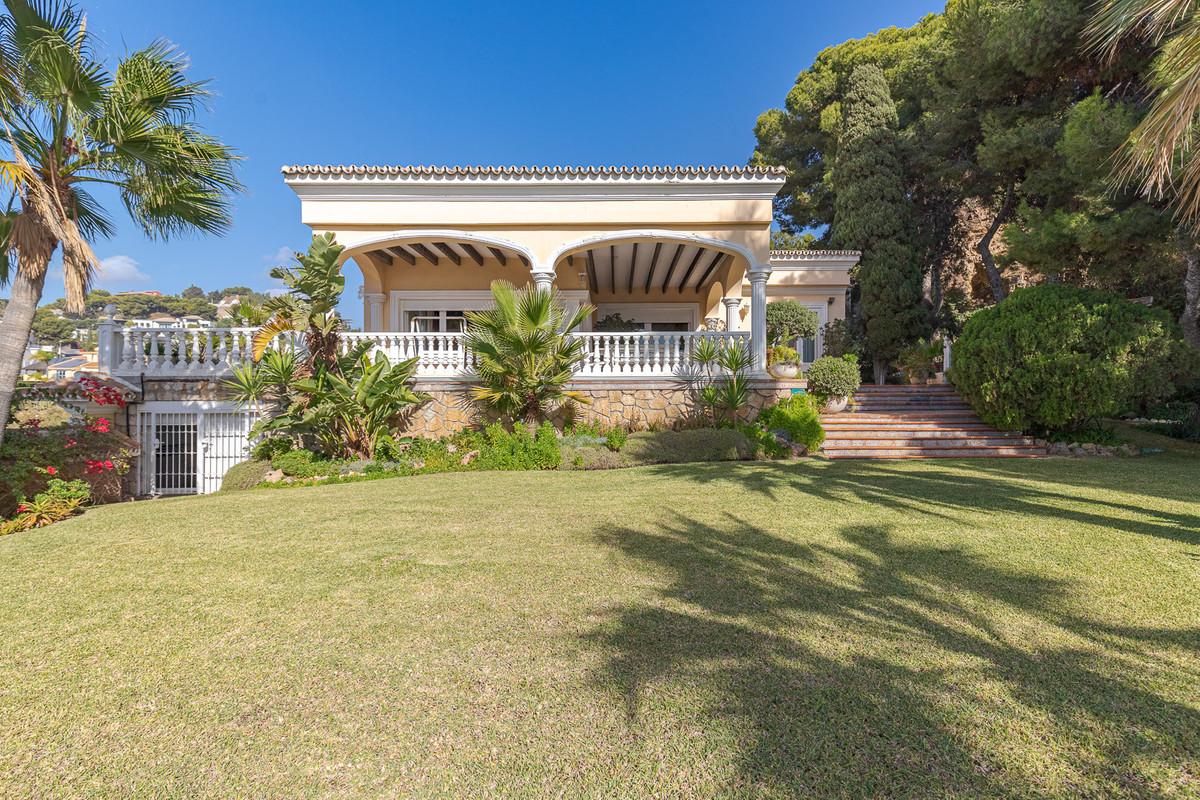 Villa Detached in El Candado