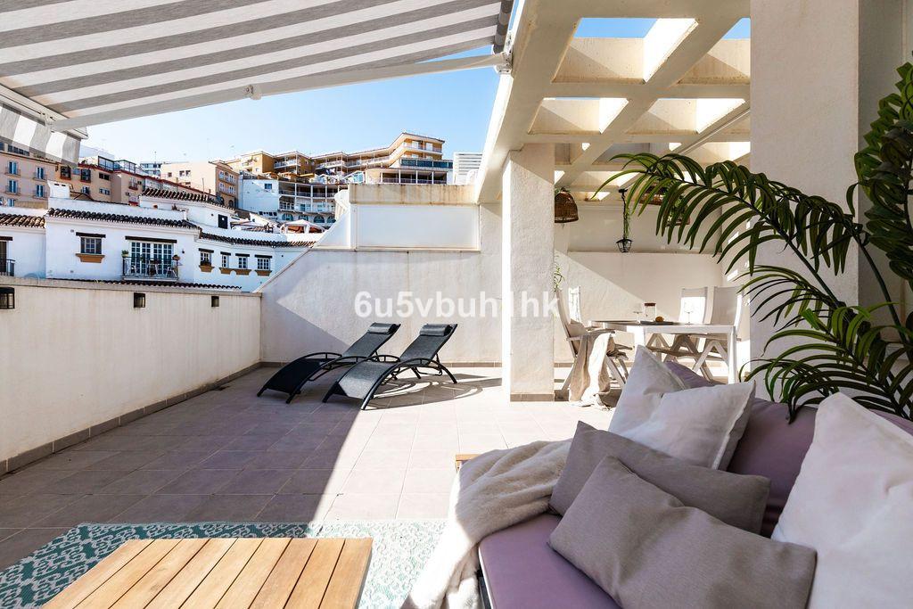 Apartment Penthouse in Bajondillo