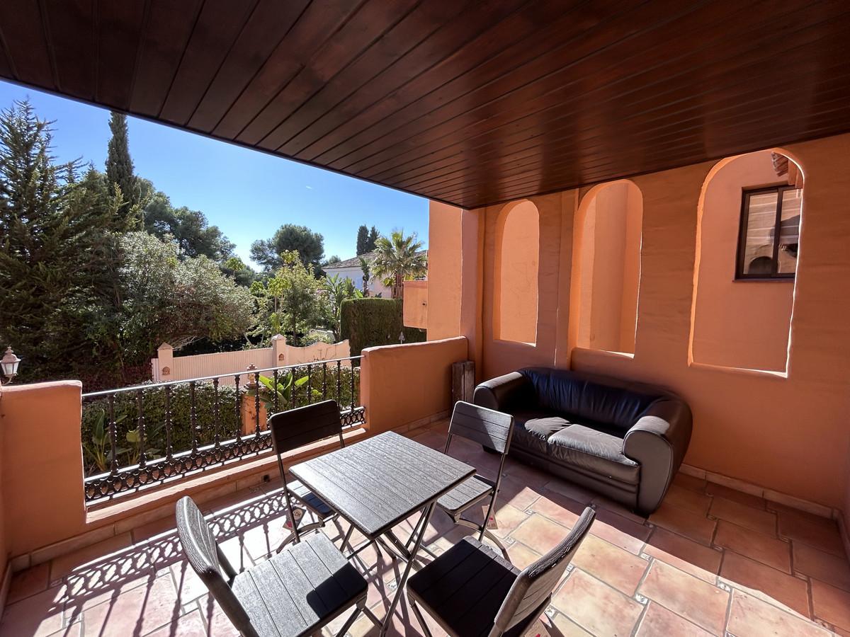 Apartment Middle Floor in Estepona