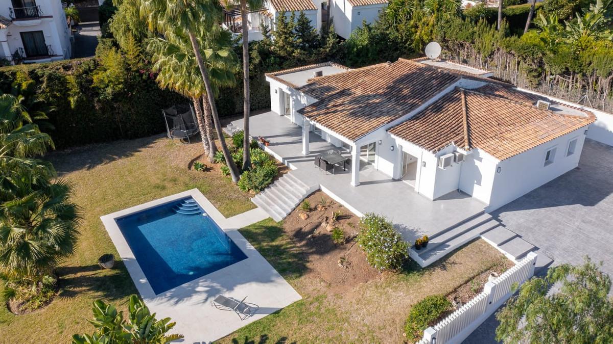 Villa Detached in Estepona