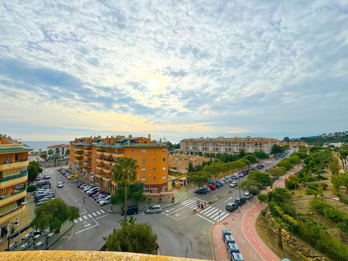 Apartment Penthouse in San Luis de Sabinillas