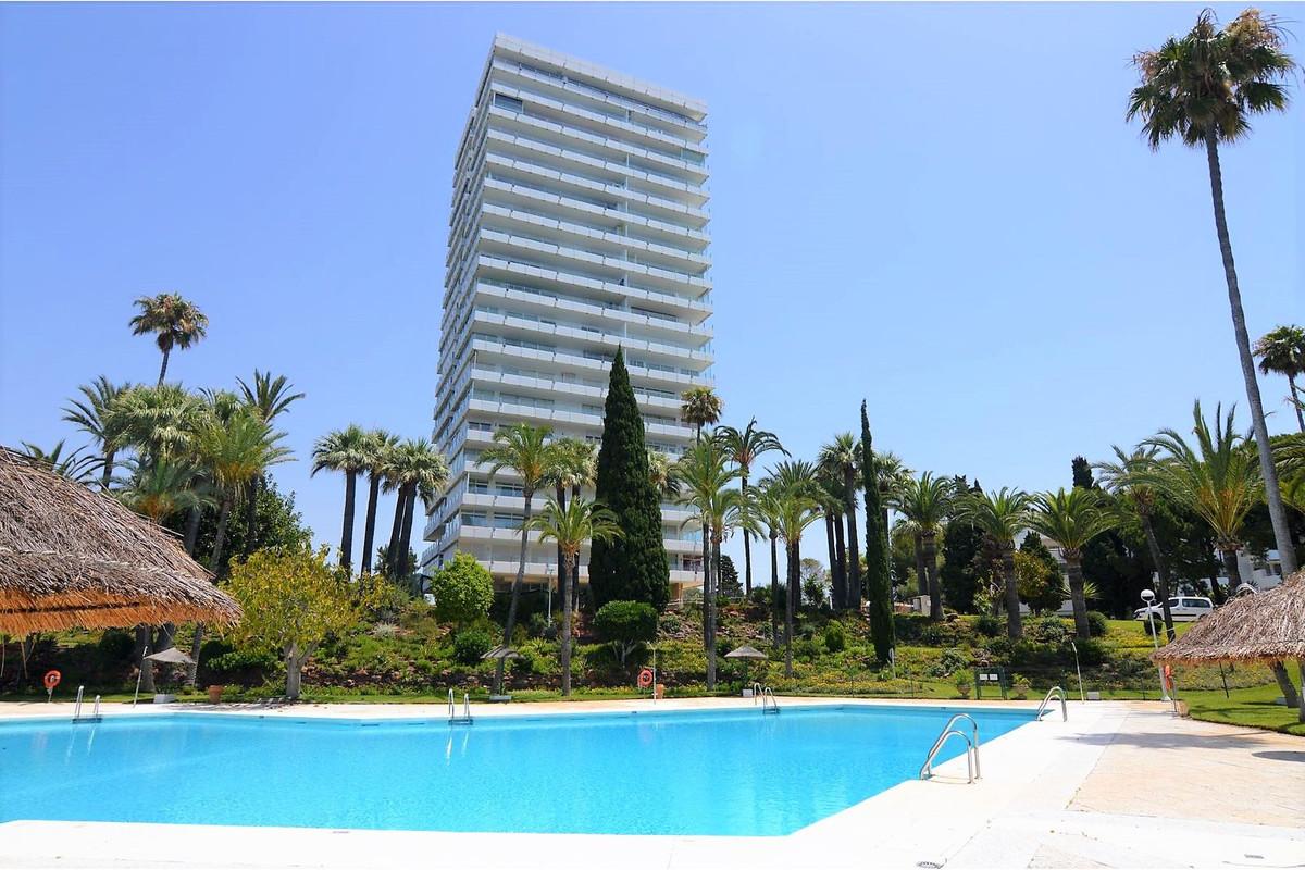 Apartment Middle Floor in Marbella