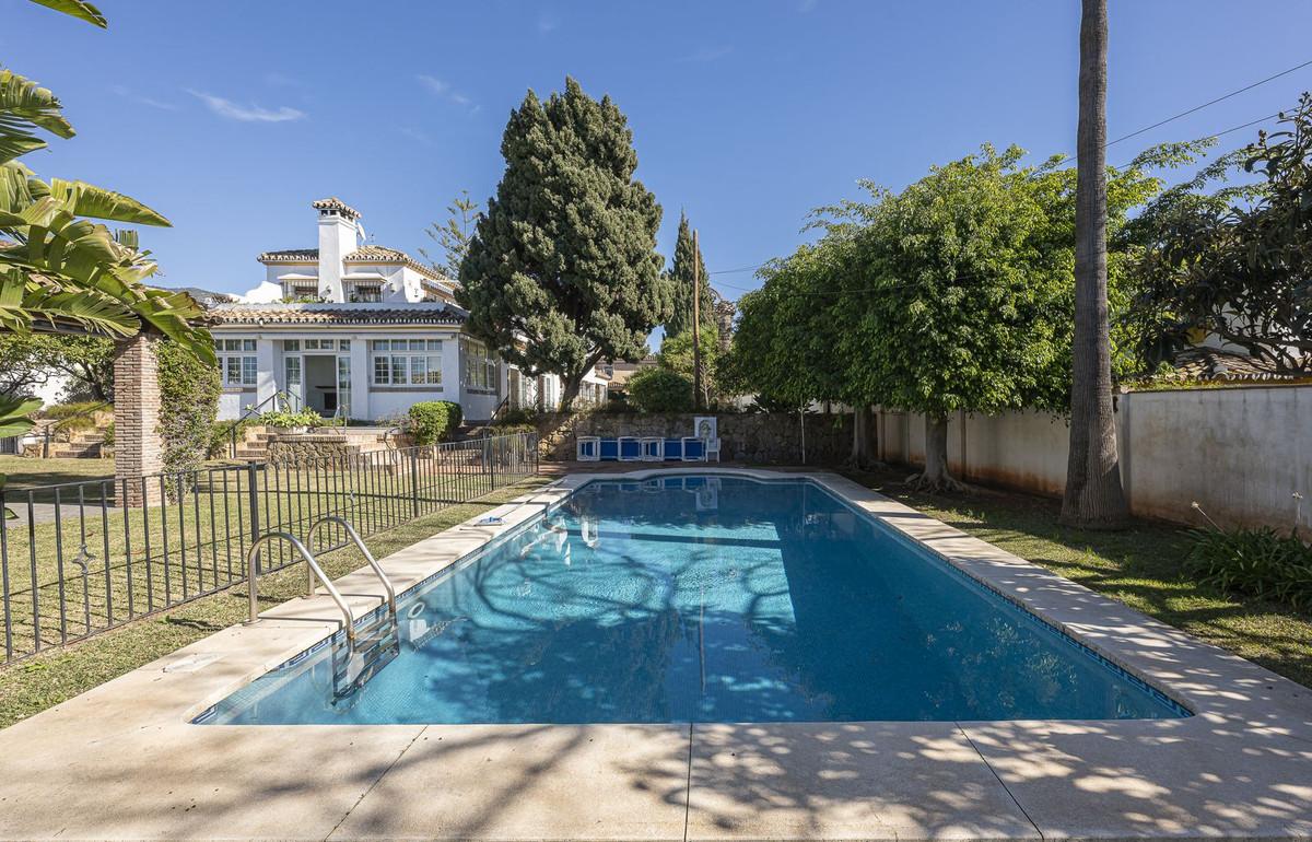 Villa Detached in Marbella