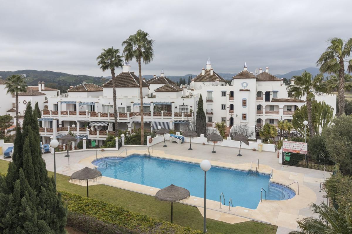 Apartment Middle Floor in Mijas Golf