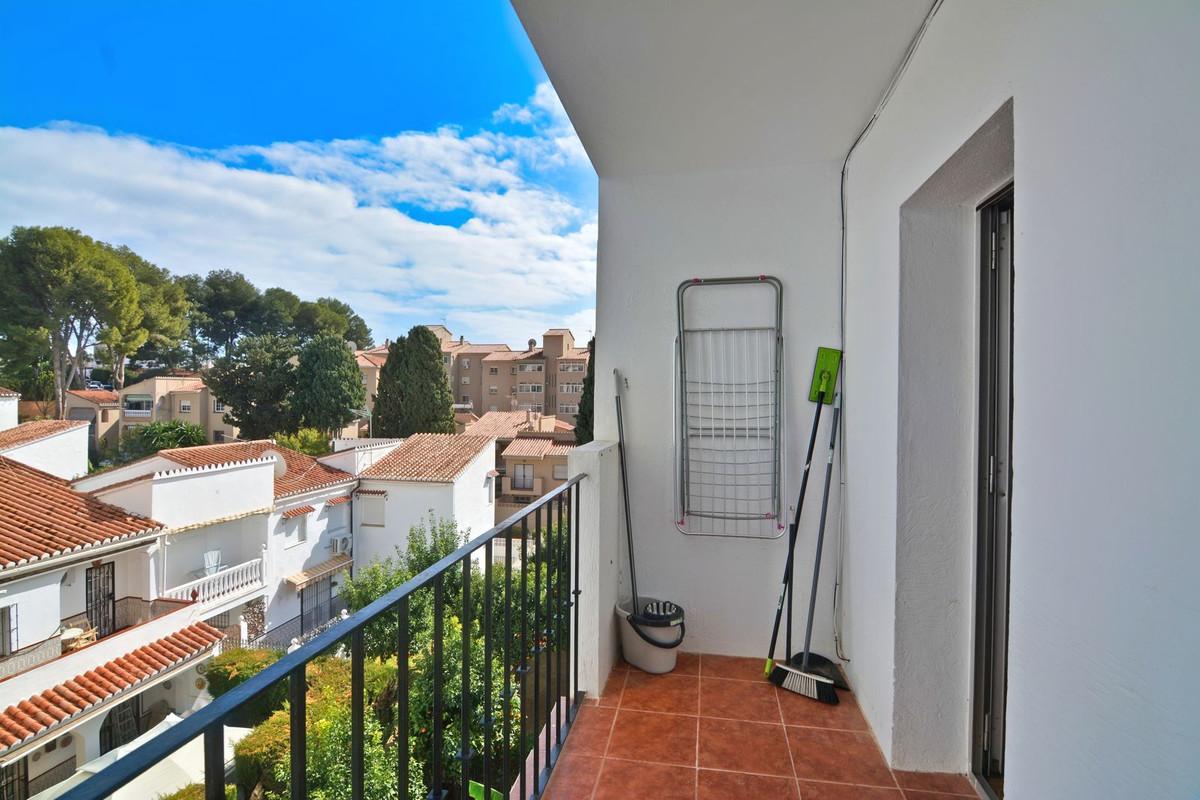 Apartment Middle Floor in Mijas