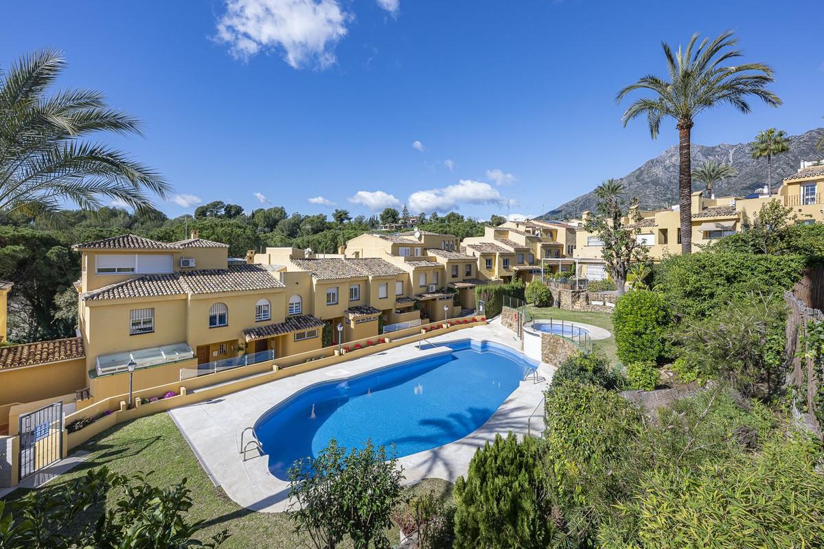 Townhouse Semi Detached in Marbella