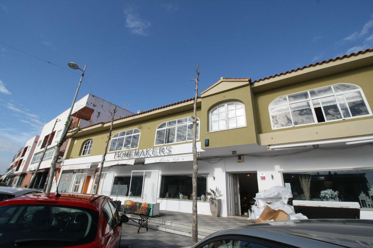 Commercial Shop in Torreguadiaro