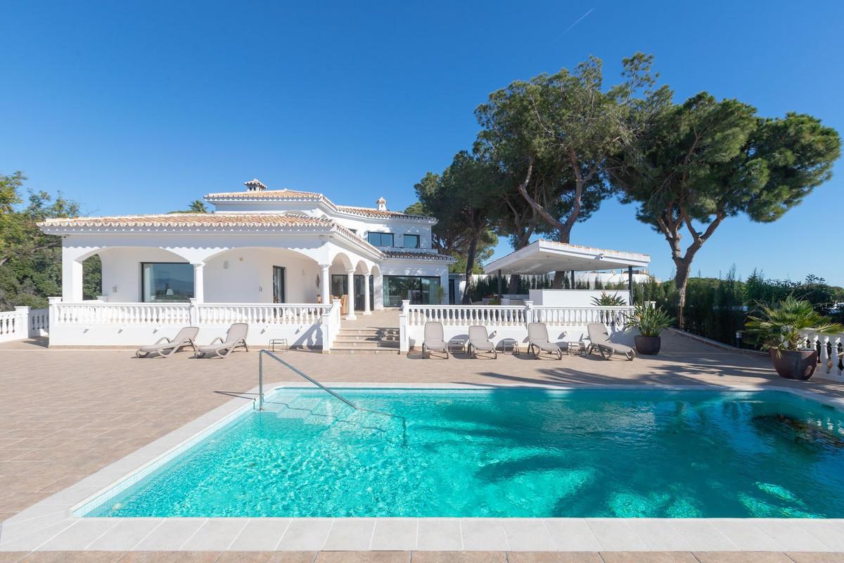 Villa Detached in Elviria