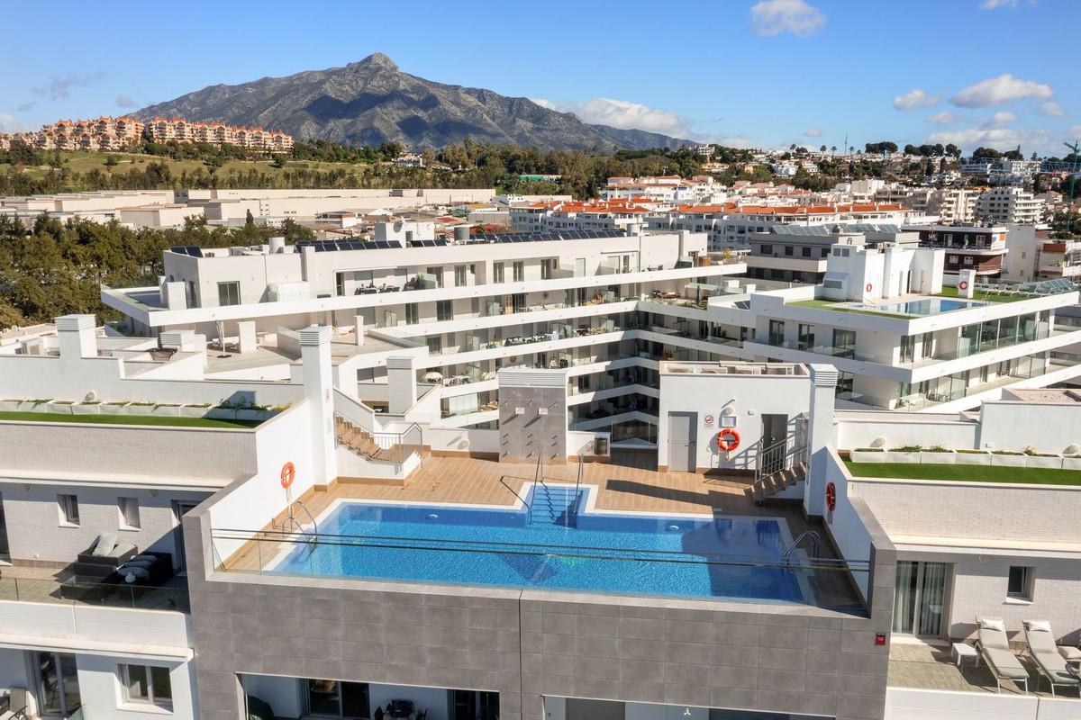 Apartment Middle Floor in Nueva Andalucía