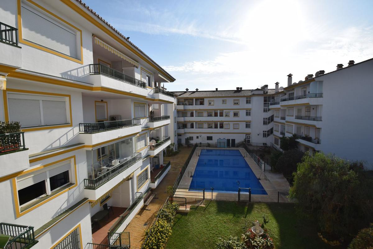 Apartment Middle Floor in La Cala de Mijas