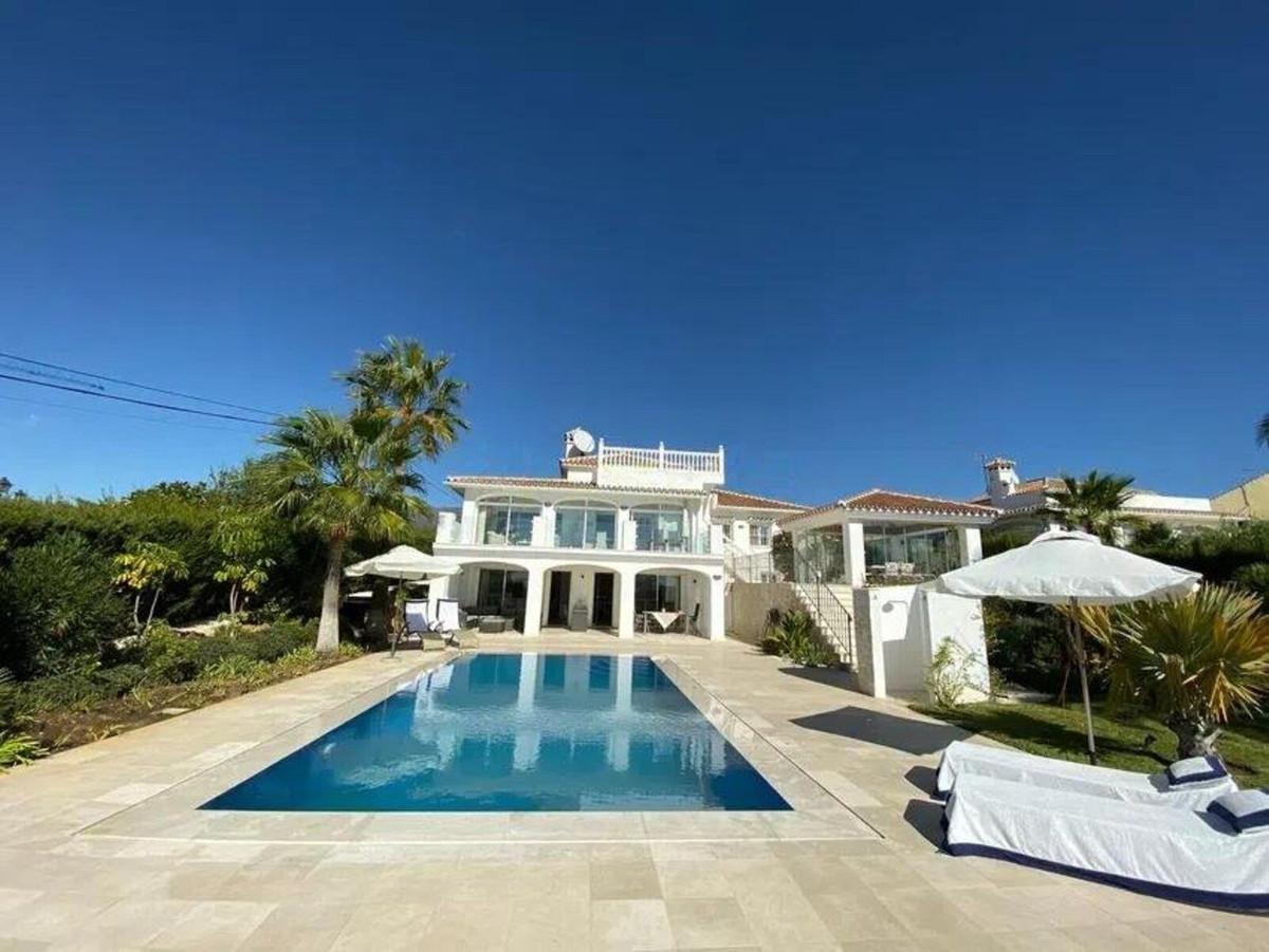 Villa Detached in Estepona