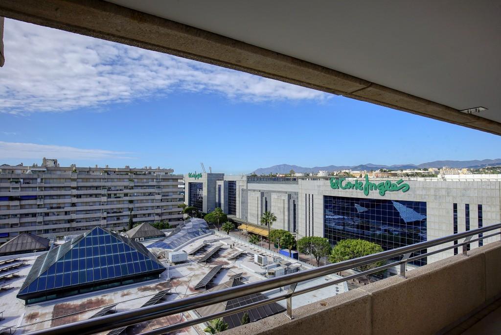 Apartment Middle Floor in Puerto Banús