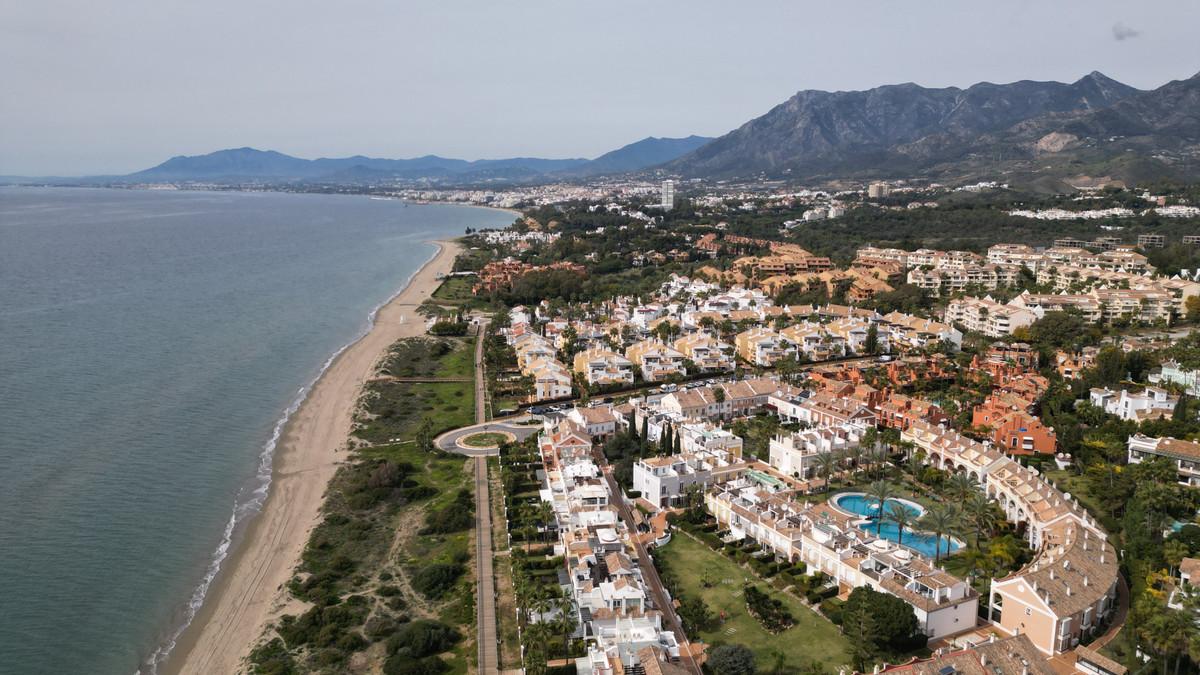 Townhouse Terraced in Bahía de Marbella