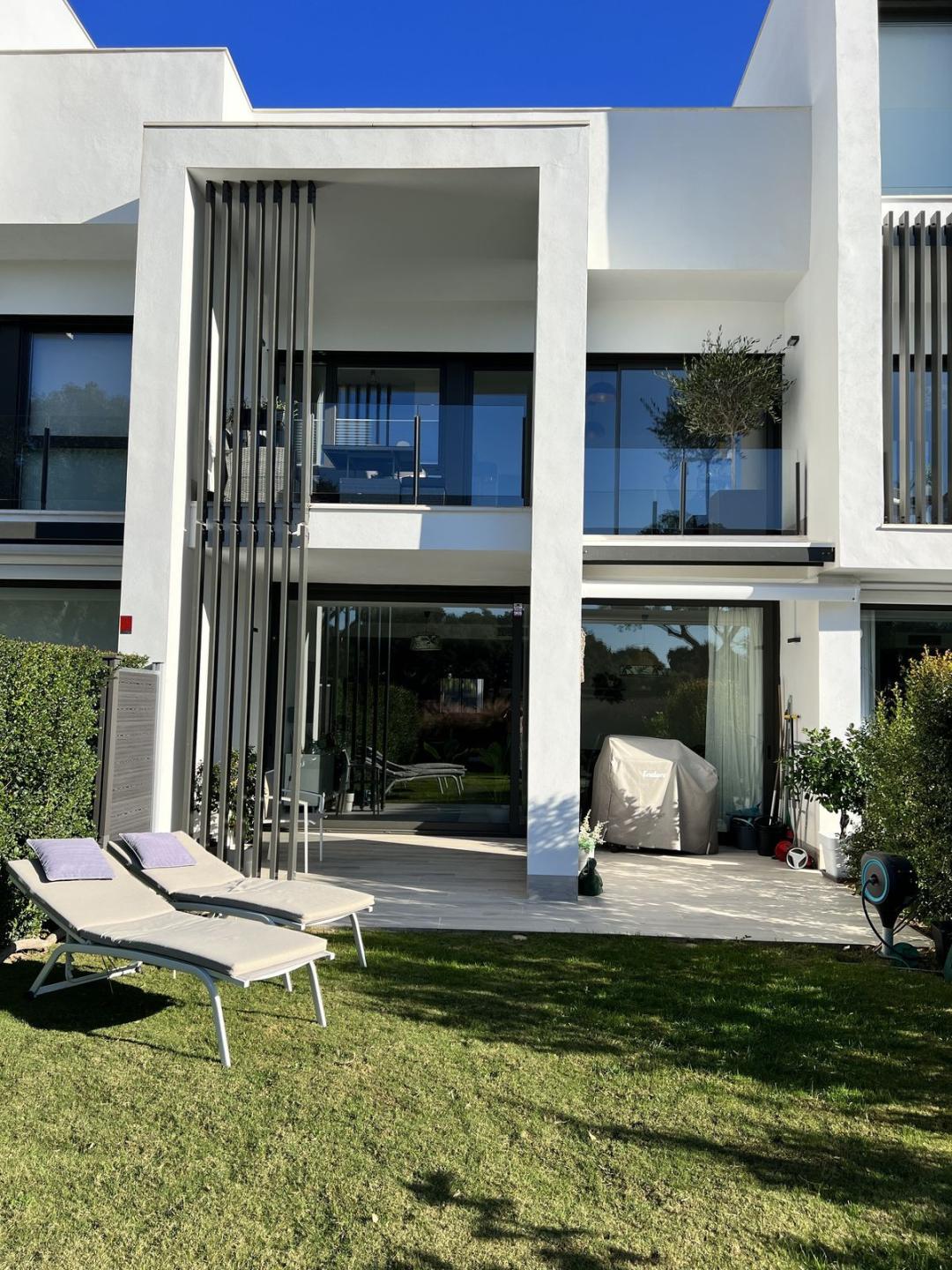 Townhouse Terraced in San Roque Club