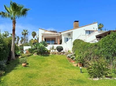 R4987918, Villa Semi Detached in Estepona